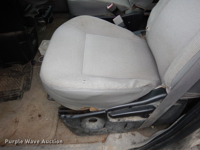image for item DI6623 2004 Chevrolet Venture  van