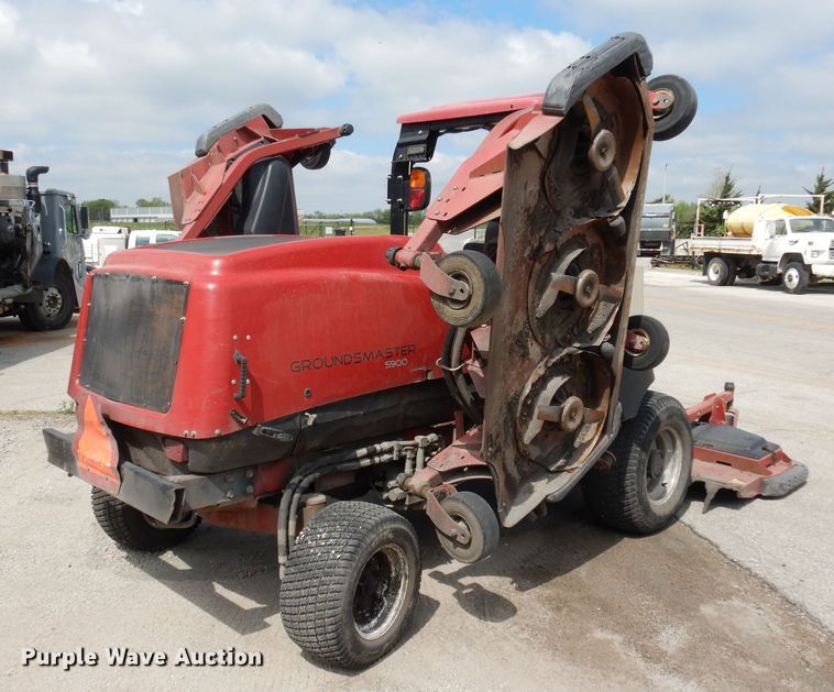 image for item DI6627 2009 Toro Groundsmaster 5900  lawn mower