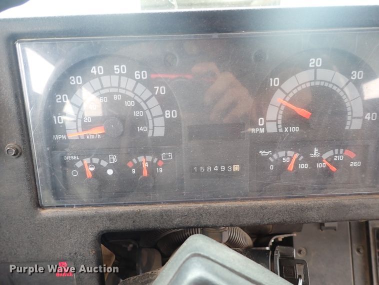 image for item DJ5728 2002 Chevrolet Bluebird  school bus