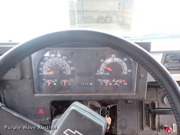 image for item DJ5728 2002 Chevrolet Bluebird  school bus