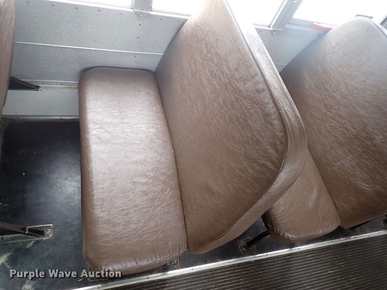 image for item DJ5728 2002 Chevrolet Bluebird  school bus