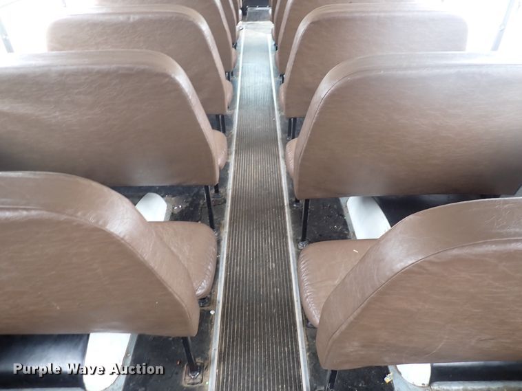 image for item DJ5728 2002 Chevrolet Bluebird  school bus