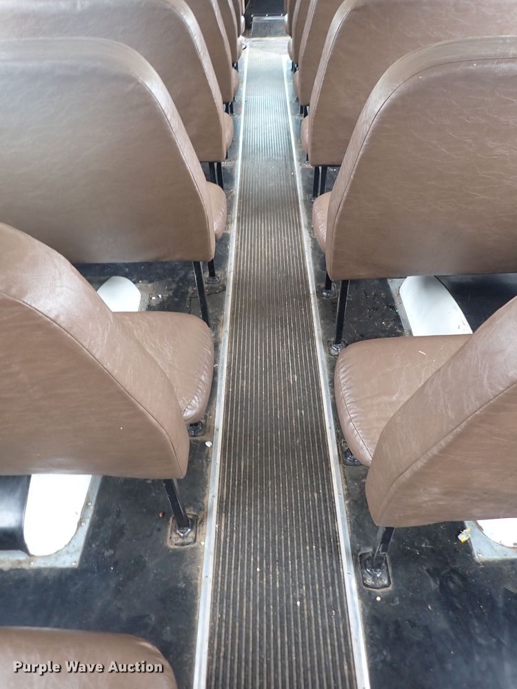 image for item DJ5728 2002 Chevrolet Bluebird  school bus