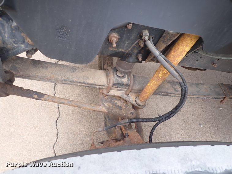 image for item DJ5728 2002 Chevrolet Bluebird  school bus