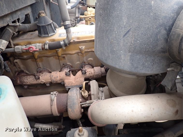 image for item DJ5728 2002 Chevrolet Bluebird  school bus