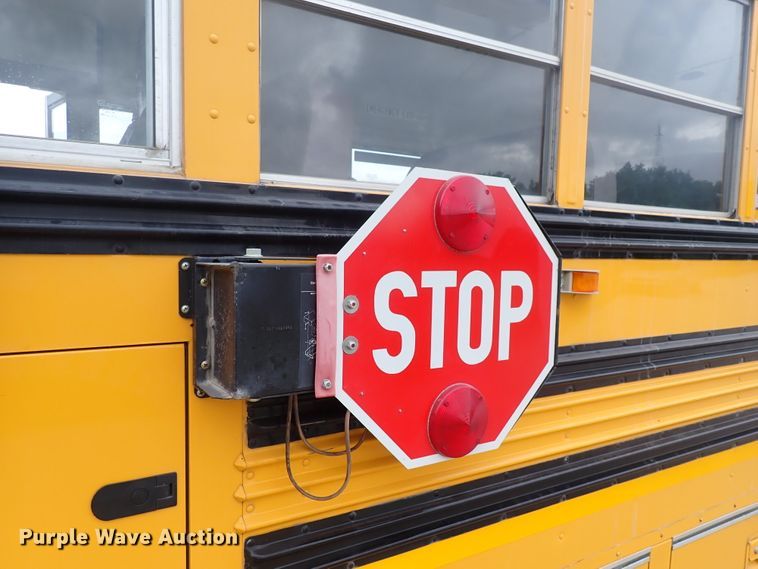 image for item DJ5728 2002 Chevrolet Bluebird  school bus