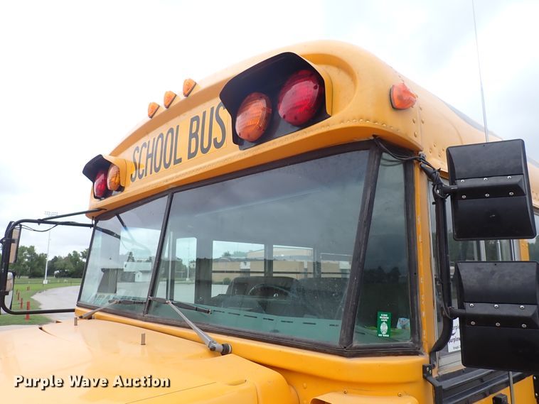 image for item DJ5728 2002 Chevrolet Bluebird  school bus