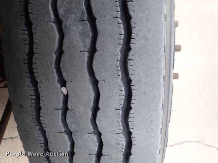 image for item DJ5728 2002 Chevrolet Bluebird  school bus