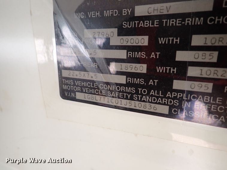 image for item DJ5728 2002 Chevrolet Bluebird  school bus