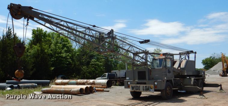 image for item DK5658 1978 Harnischfeger 325TC  truck crane
