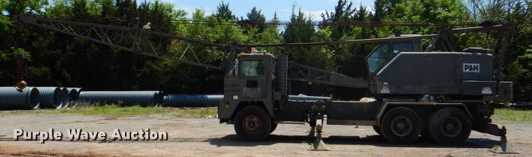 image for item DK5658 1978 Harnischfeger 325TC  truck crane