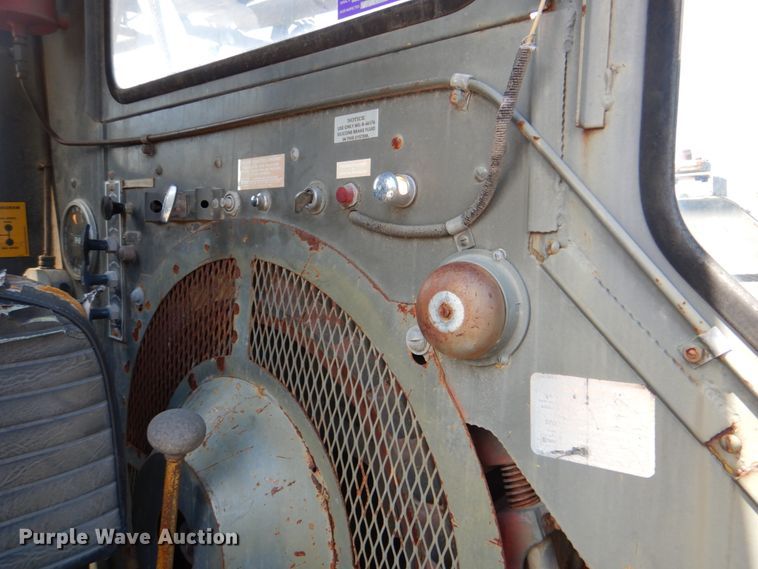 image for item DK5658 1978 Harnischfeger 325TC  truck crane