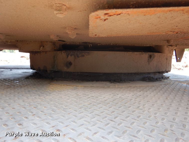 image for item DK5658 1978 Harnischfeger 325TC  truck crane