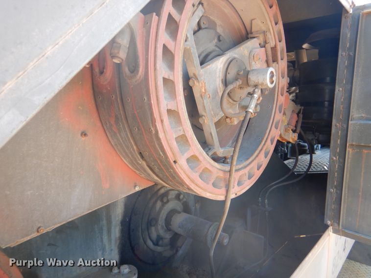 image for item DK5658 1978 Harnischfeger 325TC  truck crane