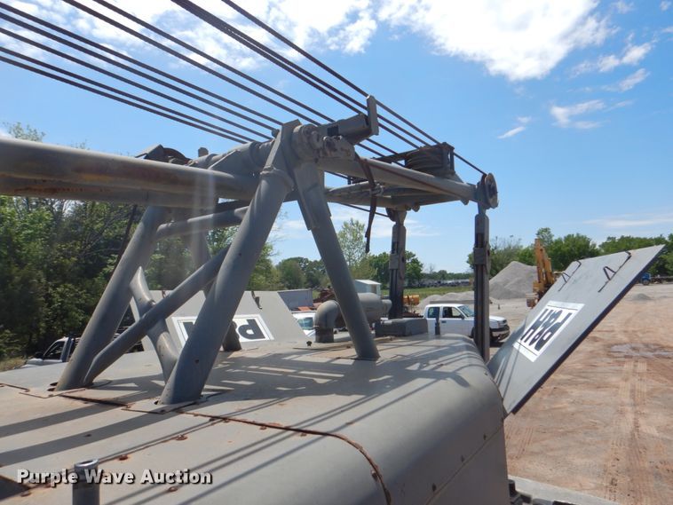 image for item DK5658 1978 Harnischfeger 325TC  truck crane