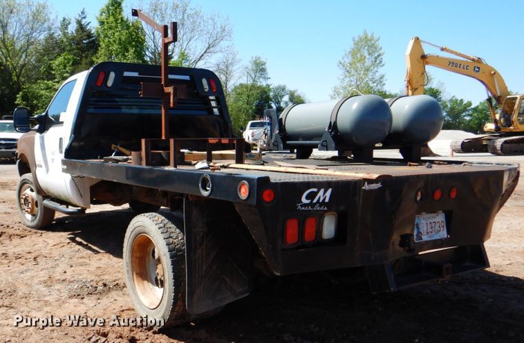 image for item DK5660 2003 Ford F550 Super Duty  flatbed truck