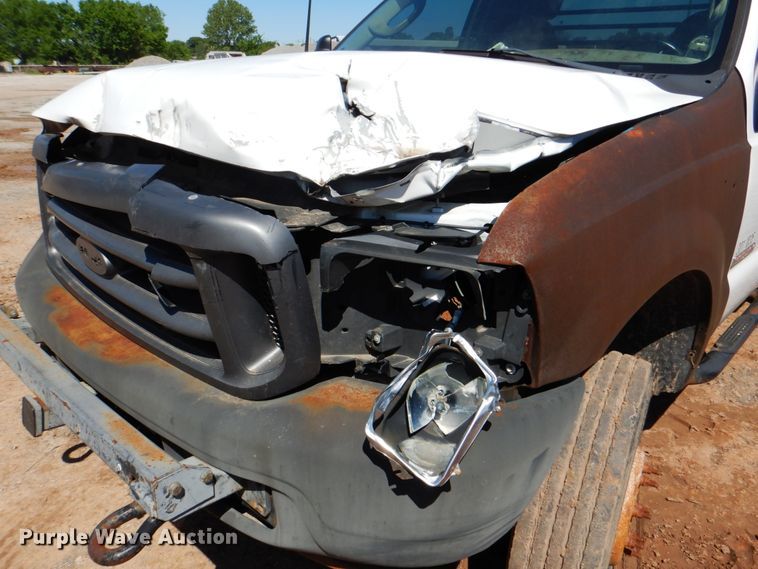 image for item DK5660 2003 Ford F550 Super Duty  flatbed truck