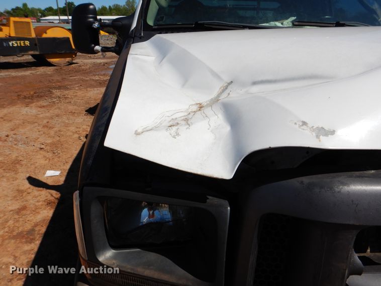 image for item DK5660 2003 Ford F550 Super Duty  flatbed truck