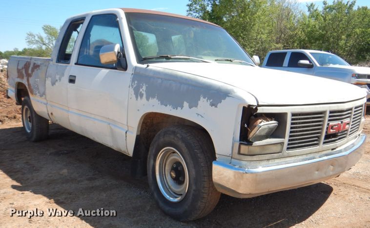 image for item DK5661 1993 Chevrolet Cheyenne 1500  Ext. Cab pickup truck