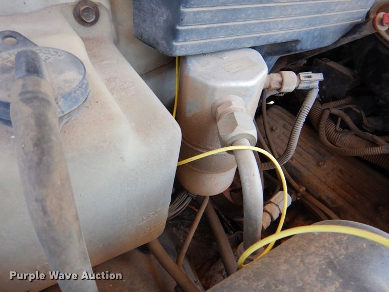 image for item DK5661 1993 Chevrolet Cheyenne 1500  Ext. Cab pickup truck