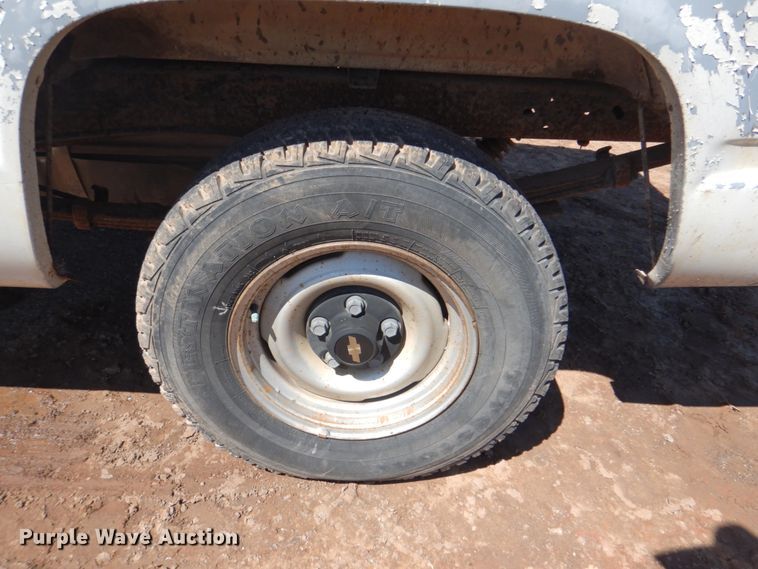 image for item DK5661 1993 Chevrolet Cheyenne 1500  Ext. Cab pickup truck