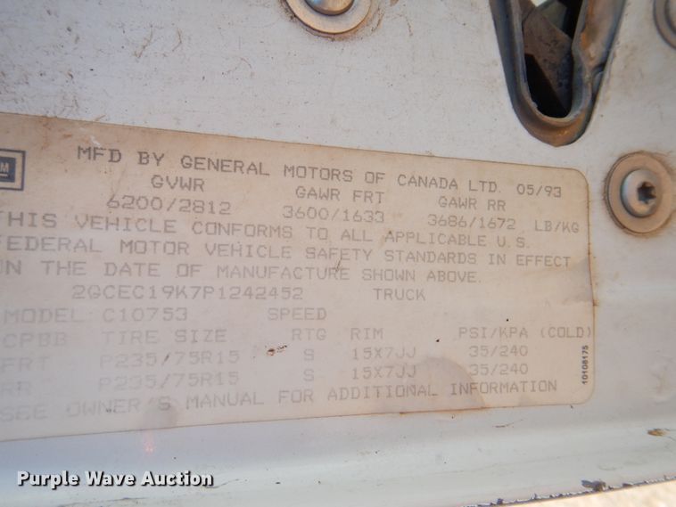 image for item DK5661 1993 Chevrolet Cheyenne 1500  Ext. Cab pickup truck