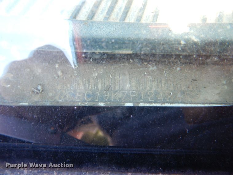 image for item DK5661 1993 Chevrolet Cheyenne 1500  Ext. Cab pickup truck