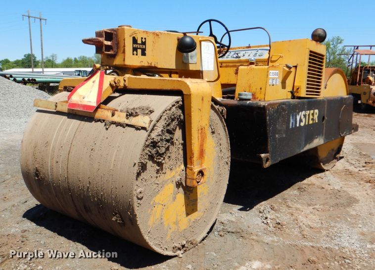 image for item DK5663 1981 Hyster C350B  double drum roller