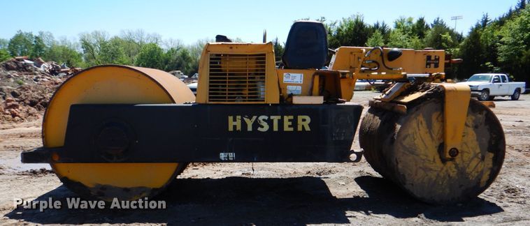 image for item DK5663 1981 Hyster C350B  double drum roller