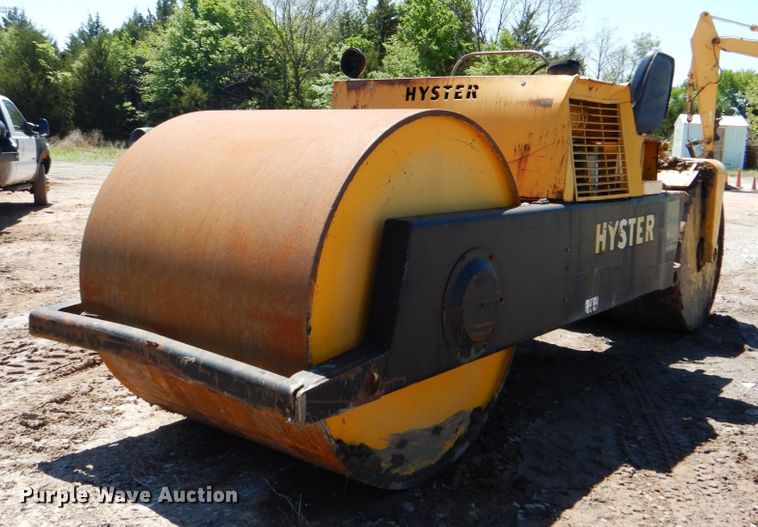 image for item DK5663 1981 Hyster C350B  double drum roller