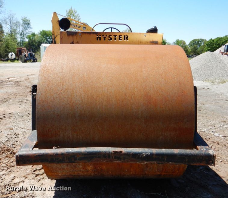 image for item DK5663 1981 Hyster C350B  double drum roller