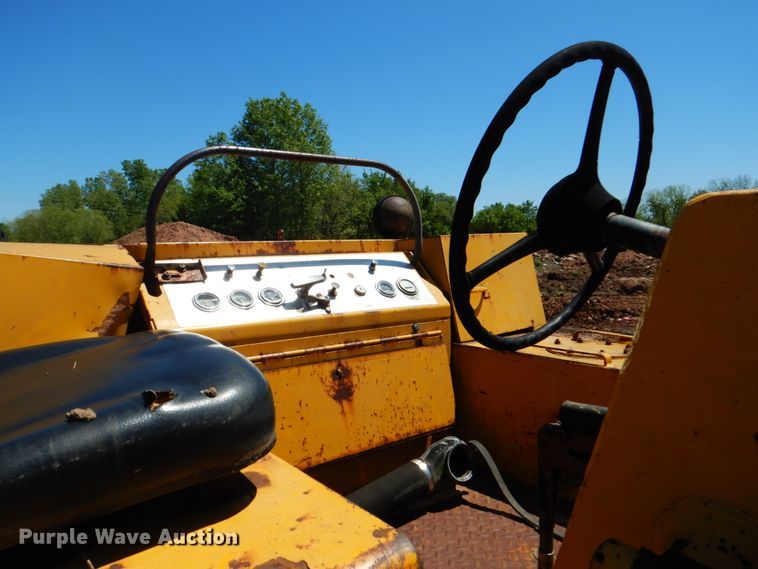 image for item DK5663 1981 Hyster C350B  double drum roller