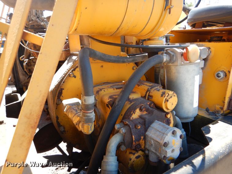 image for item DK5663 1981 Hyster C350B  double drum roller