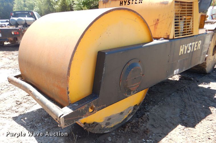 image for item DK5663 1981 Hyster C350B  double drum roller