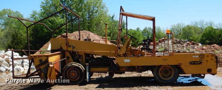 image for item DK5664 Highway Equipment Company  chip spreader