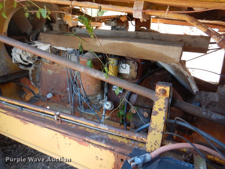 image for item DK5664 Highway Equipment Company  chip spreader