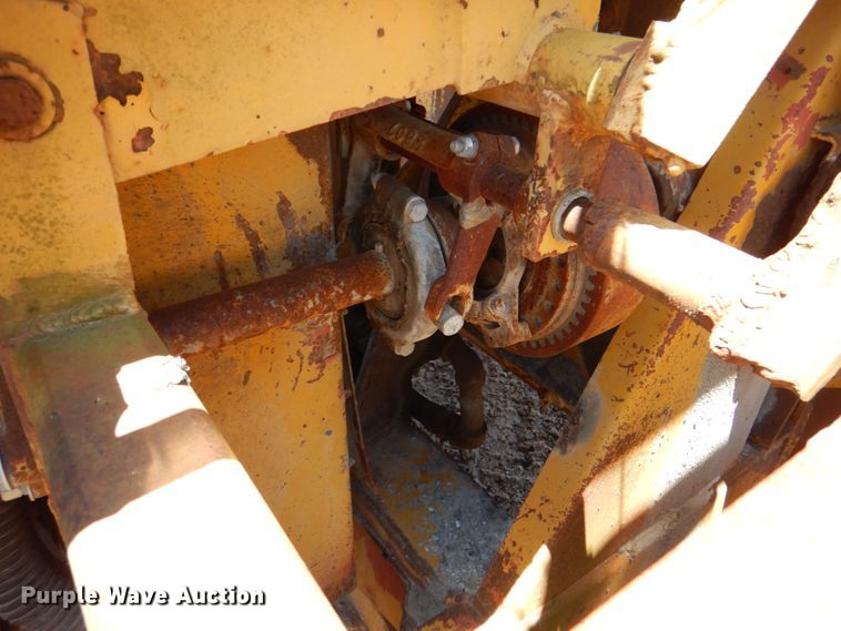 image for item DK5664 Highway Equipment Company  chip spreader