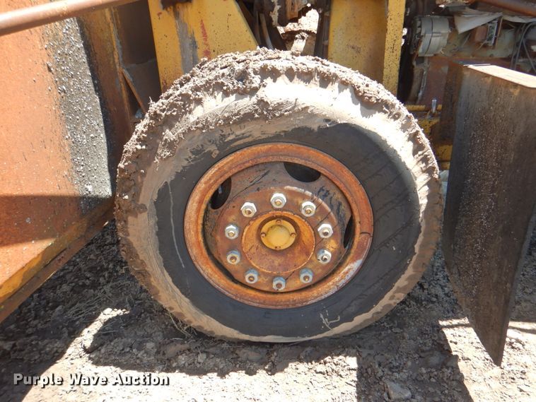 image for item DK5664 Highway Equipment Company  chip spreader