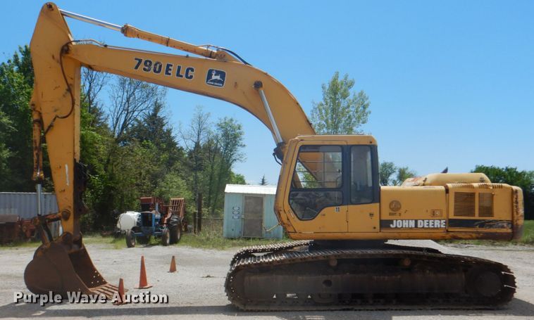 image for item DK5665 1995 John Deere 790E LC  excavator