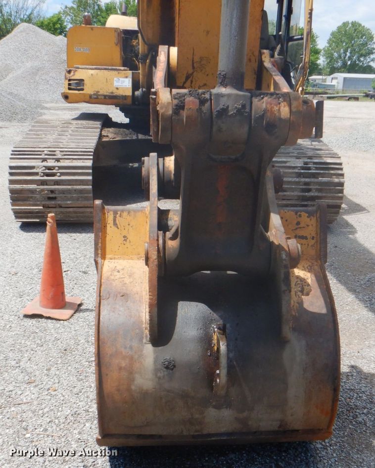 image for item DK5665 1995 John Deere 790E LC  excavator