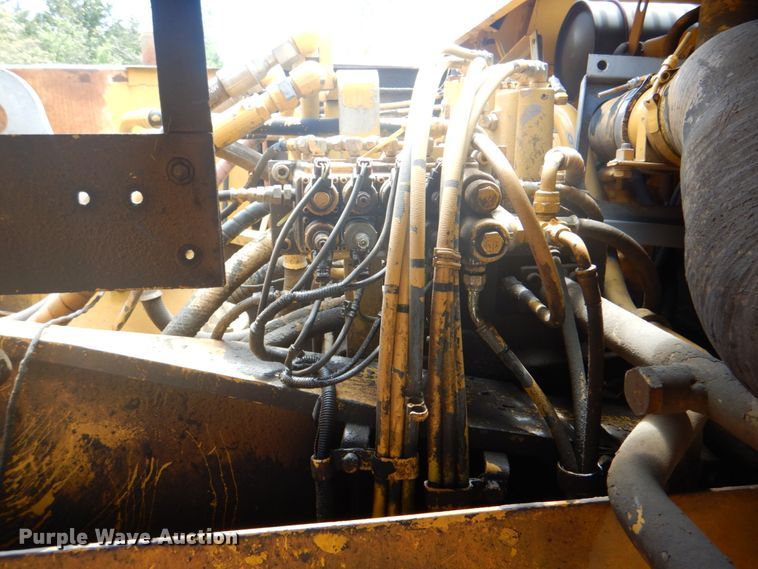 image for item DK5665 1995 John Deere 790E LC  excavator