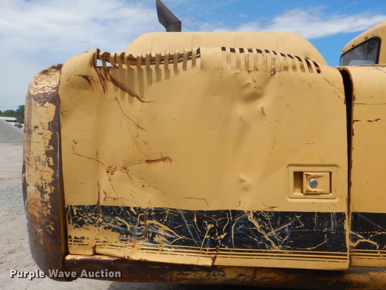 image for item DK5665 1995 John Deere 790E LC  excavator