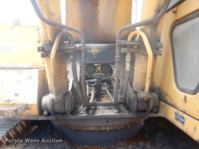 image for item DK5665 1995 John Deere 790E LC  excavator