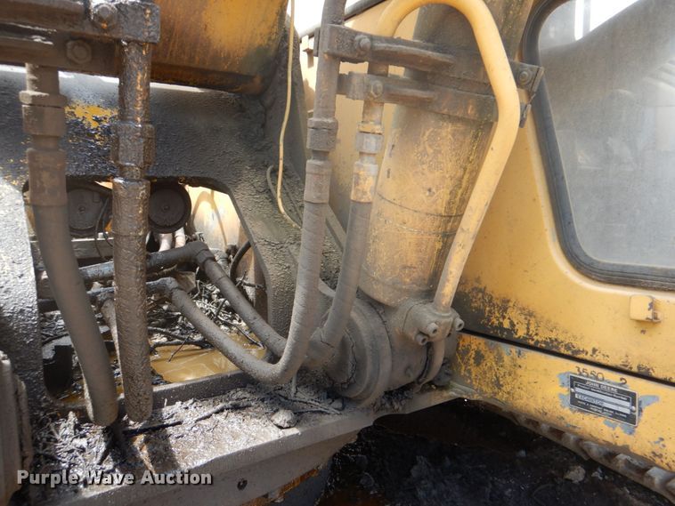 image for item DK5665 1995 John Deere 790E LC  excavator