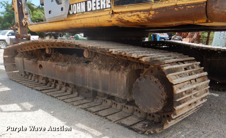 image for item DK5665 1995 John Deere 790E LC  excavator