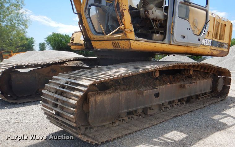 image for item DK5665 1995 John Deere 790E LC  excavator