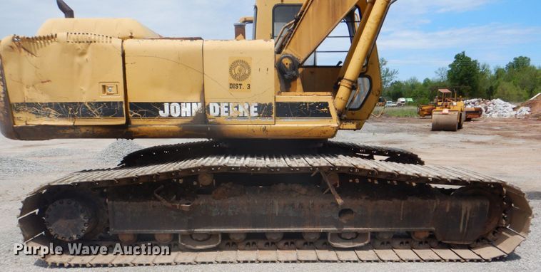image for item DK5665 1995 John Deere 790E LC  excavator