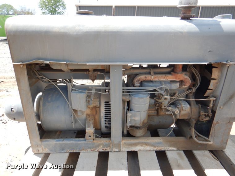 image for item DK5666 Lincoln SA200F163  arc welder