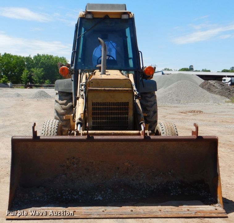 image for item DK5668 Ford 575D  backhoe