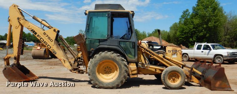 image for item DK5668 Ford 575D  backhoe